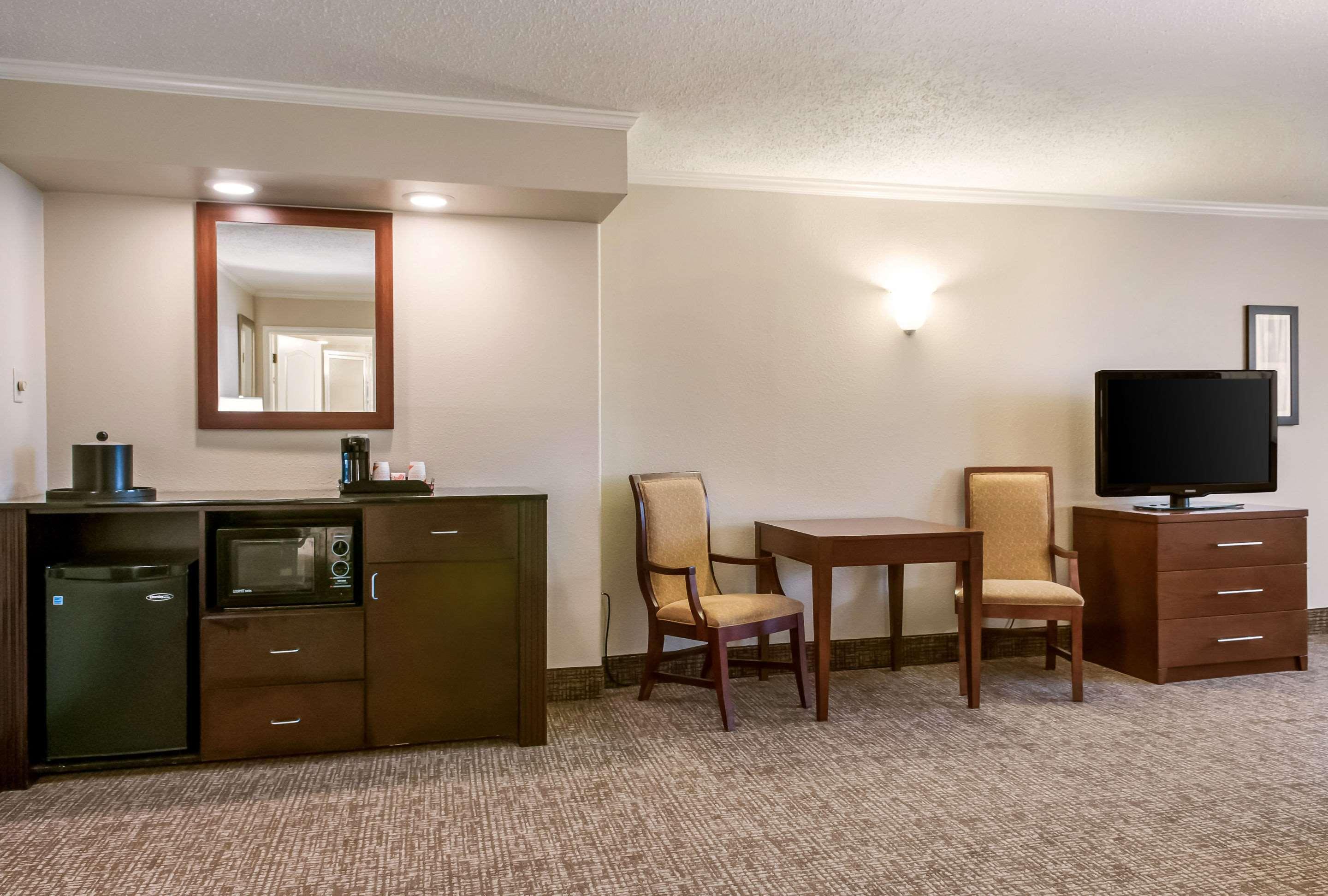 Comfort Inn & Suites At Copeland Tower Metairie Eksteriør bilde